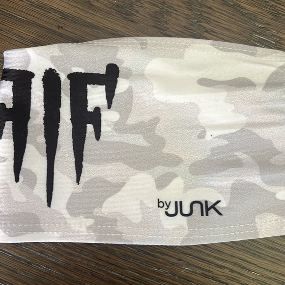 JUNK brand artic white camo headband - Picture 5 of 8